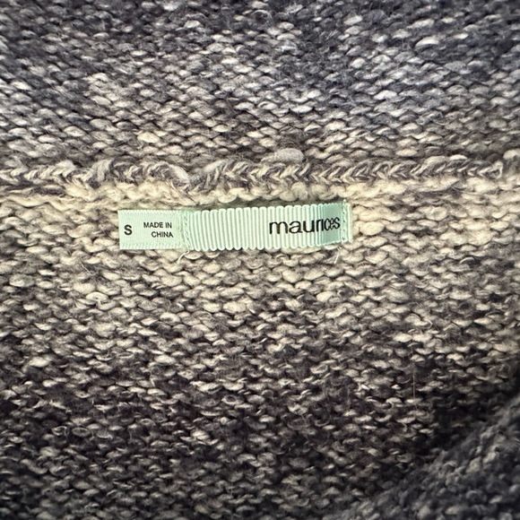 Maurice’s Knit Striped Cowl Neck Short Sleeve Sweater size Small - Picture 3 of 3